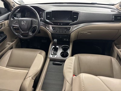 2019 Honda Pilot 2WD EX-L with Navigation and Rear Entertainment System