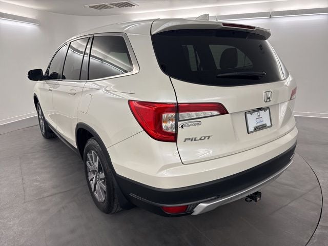2019 Honda Pilot 2WD EX-L with Navigation and Rear Entertainment System