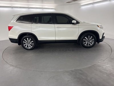 2019 Honda Pilot 2WD EX-L with Navigation and Rear Entertainment System