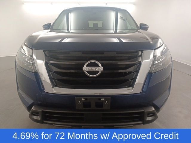 2024 Nissan Pathfinder SV