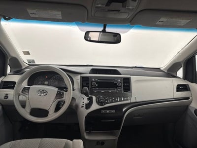 2013 Toyota Sienna LE