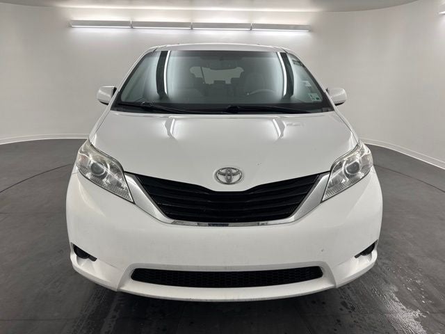 2013 Toyota Sienna LE