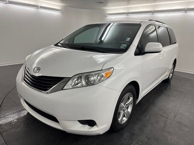 2013 Toyota Sienna LE