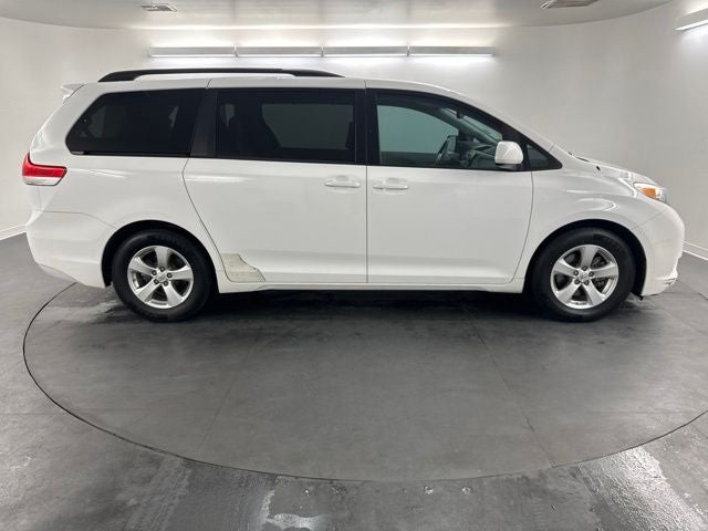 2013 Toyota Sienna LE
