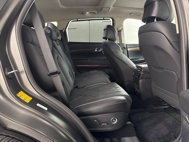 2025 Genesis GV80 Prestige