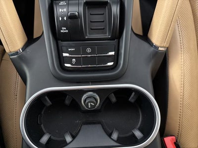 2018 Porsche Cayenne Platinum Edition